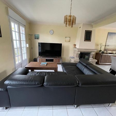 Spacieuse Maison Typique Pour 10 Personnes Vue Mer Plage A 10 Minutes A Pied- Ideale Pour Des Vacances Ou Un Weekend En Famille Ou Entre Amis Étables Exterior foto