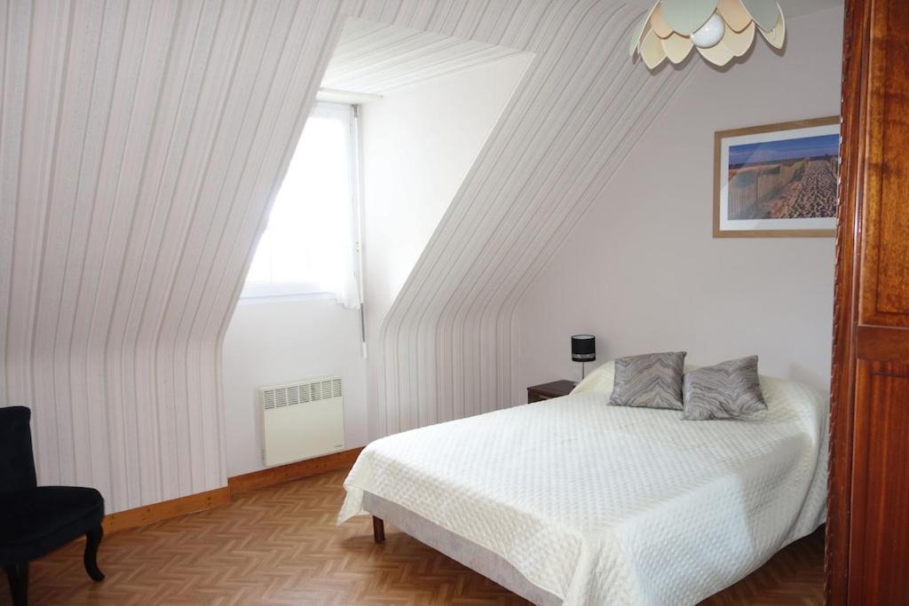 Spacieuse Maison Typique Pour 10 Personnes Vue Mer Plage A 10 Minutes A Pied- Ideale Pour Des Vacances Ou Un Weekend En Famille Ou Entre Amis Étables Exterior foto