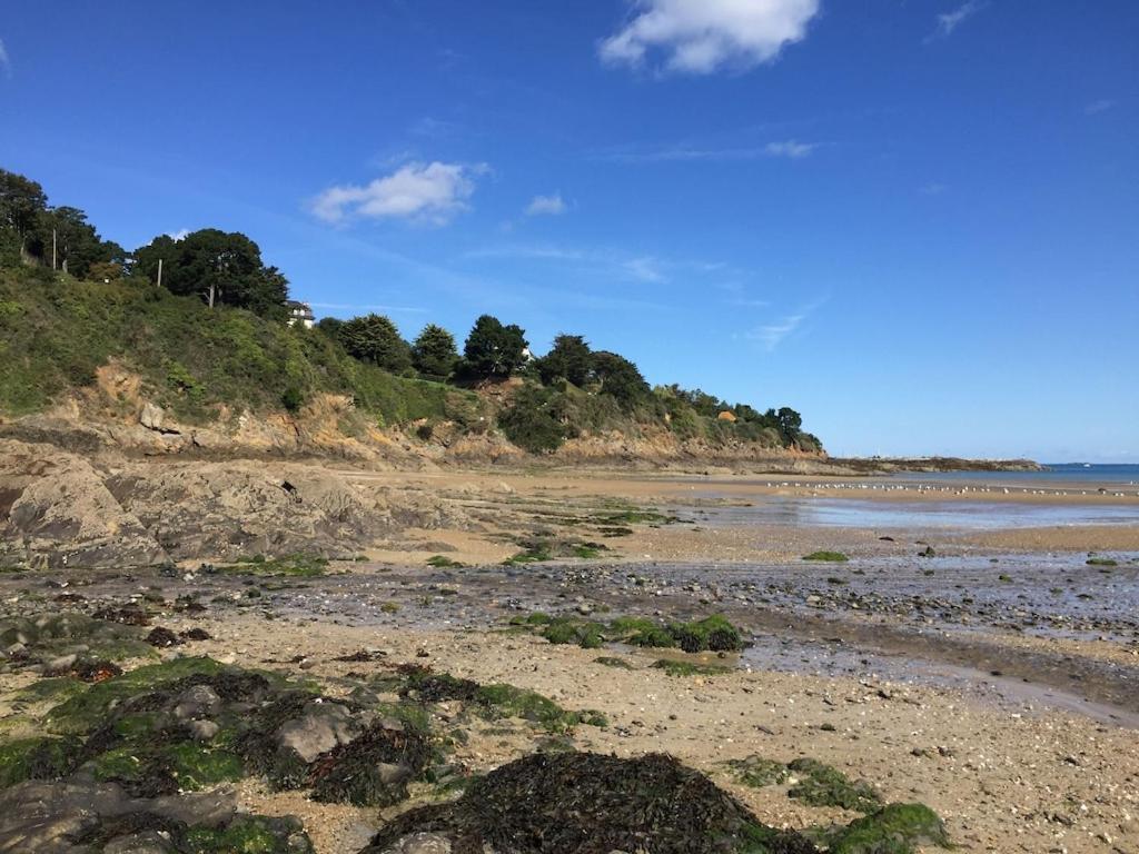 Spacieuse Maison Typique Pour 10 Personnes Vue Mer Plage A 10 Minutes A Pied- Ideale Pour Des Vacances Ou Un Weekend En Famille Ou Entre Amis Étables Exterior foto